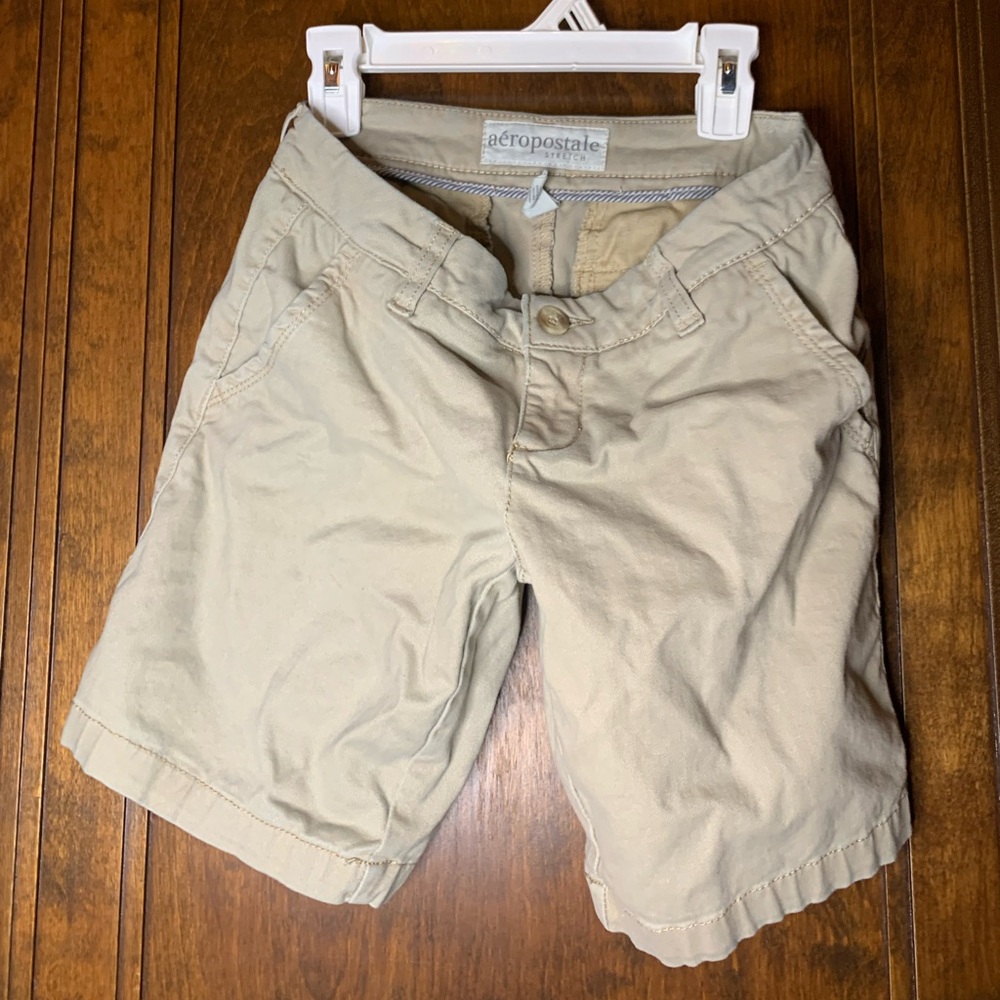 Aeropostale Tan Bermuda Shorts Casual Cotton Blend